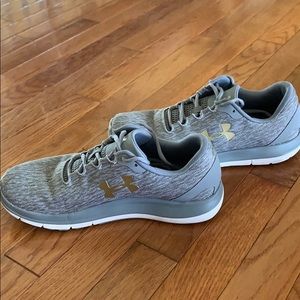 Under amour sneakers used